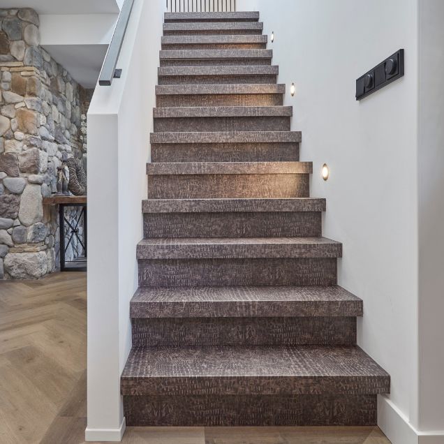 VIKO Stones Traprenovatie